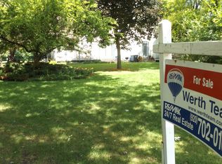 1668 Tonya Trl #R-3, Neenah, WI 54956