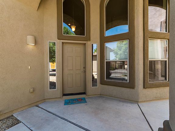 3rd image of 275 W Calle Patio Lindo
