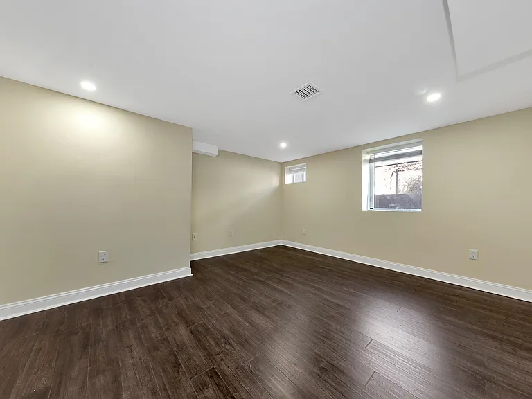 43 Wright Ave #3 — Photo 39