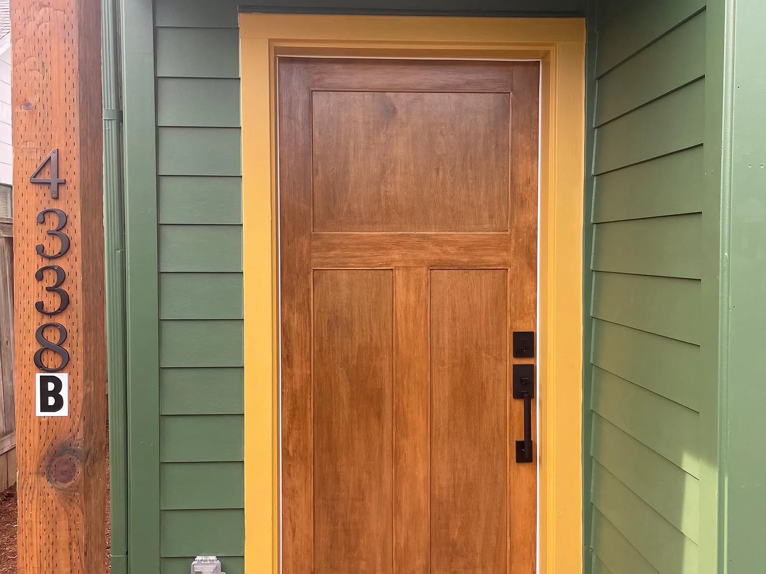 2 bed, 800 sqft, $2,000 — Photo 3