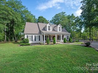 9806 Joe Kerr Rd, Waxhaw, NC 28173