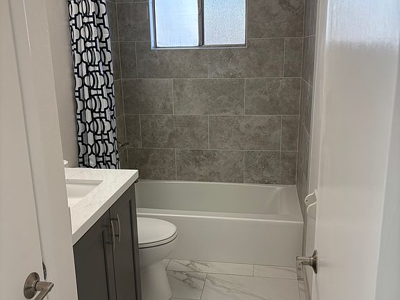 4th image of 1051 E McLellan Blvd