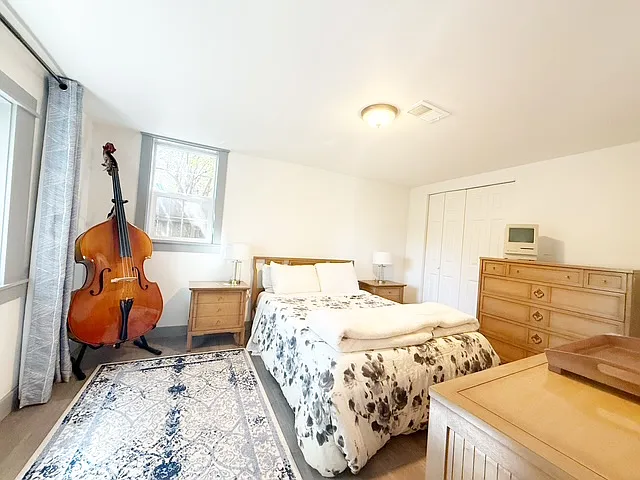 208 S Summit Ave — Photo 43