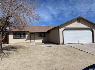 810 Columbine Ct, Fernley, NV 89408