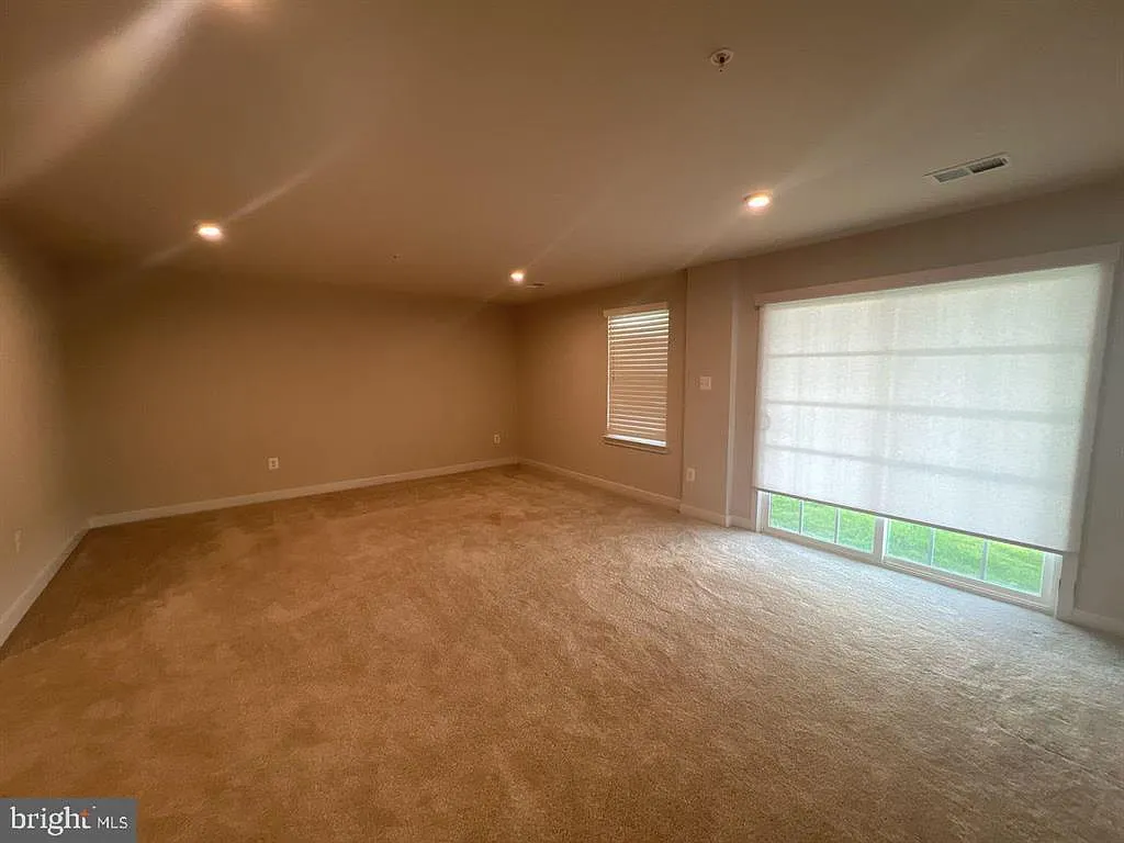 310 Schaffer Dr. — Photo 4
