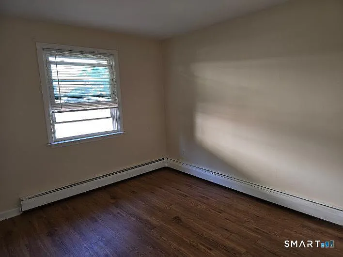 1 bed, 1.0 bath, 650 sqft, $1,250 — Photo 3