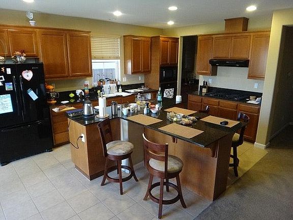 2nd image of 4024 Sun Crest St