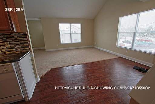 4th image of 3278 Millersport Hwy APT 6