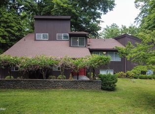 6305 Shadow Wood Ct, Prospect, KY 40059
