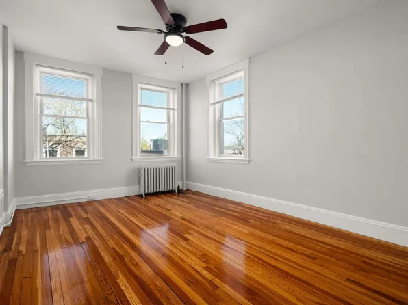 28 Quint Ave APT 32, Allston, MA 02134