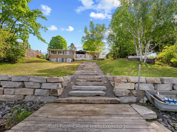 29 Siddon Lake Pl, Faraday, ON K0L 1C0