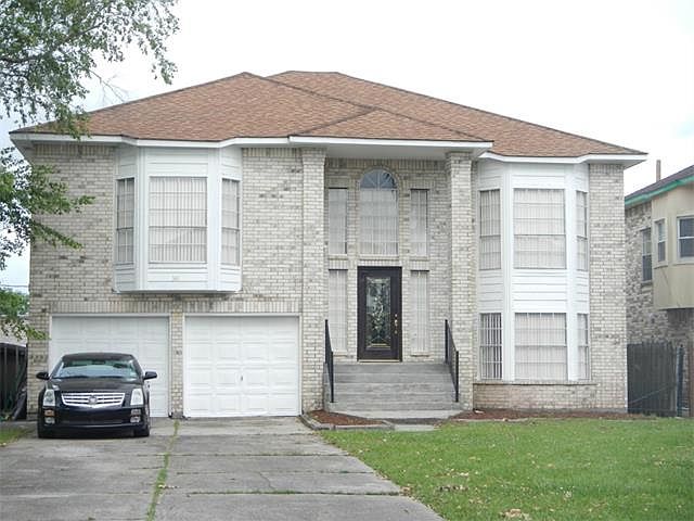 1st image of 341 Southwood Dr