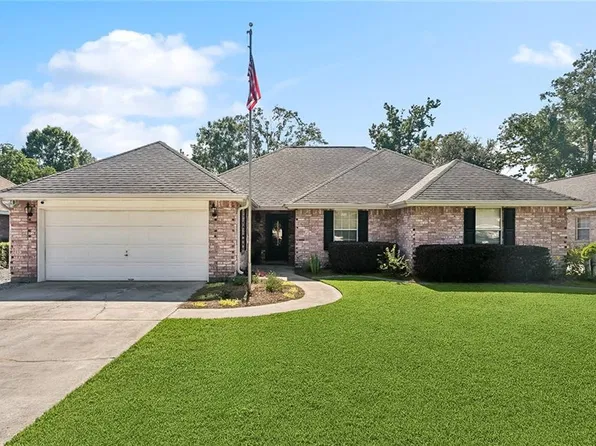 67045 Montaigne St, Mandeville, LA 70471