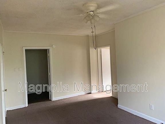 5th image of 415 Andrews Ave Unit 1