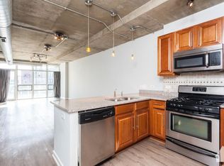 1610 W Fullerton Ave UNIT 212, Chicago, IL 60614
