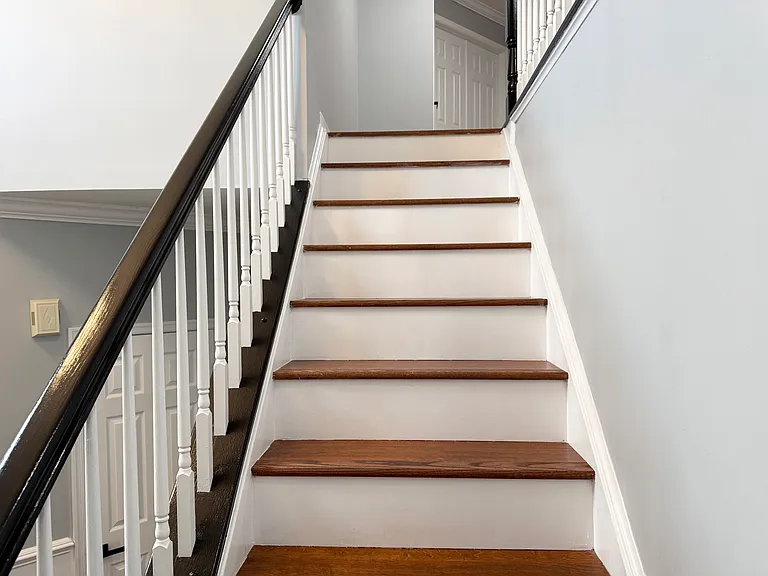 8500 Lanier Overlook Ct — Photo 9