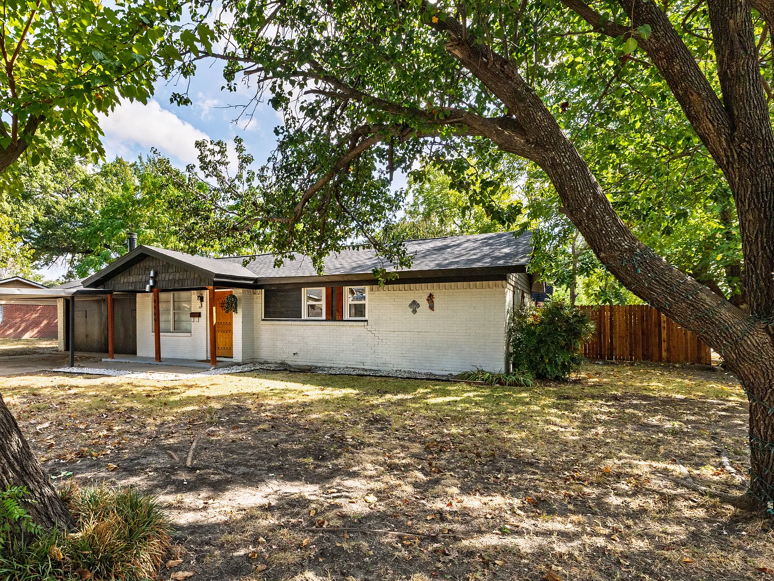 4 bed, 1455 sqft, $2,500 — Photo 3