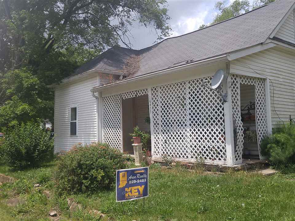 1st image of 10455 Pichards St