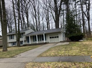 1729 Apache Pass, Traverse City, MI 49686
