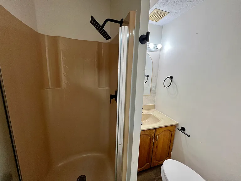 18062 Blandford Rd — Photo 24