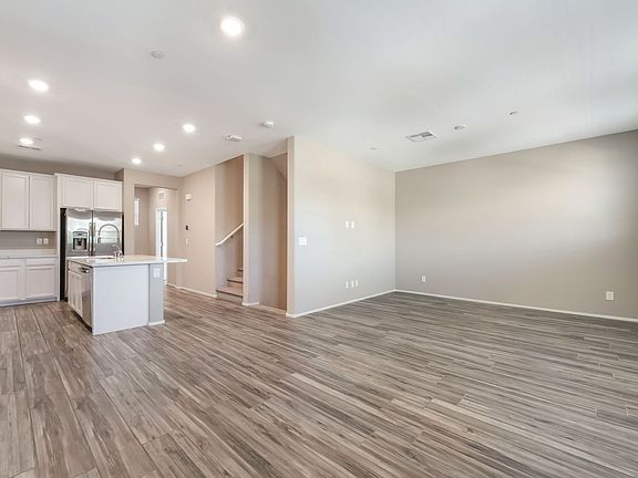 3rd image of 25 Lomita Heights Dr