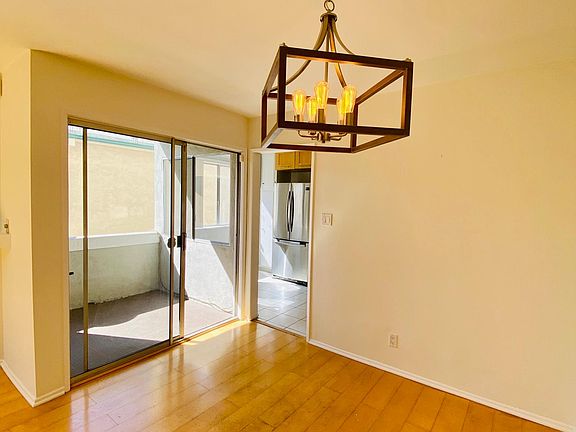 5th image of 11849 Mayfield Ave