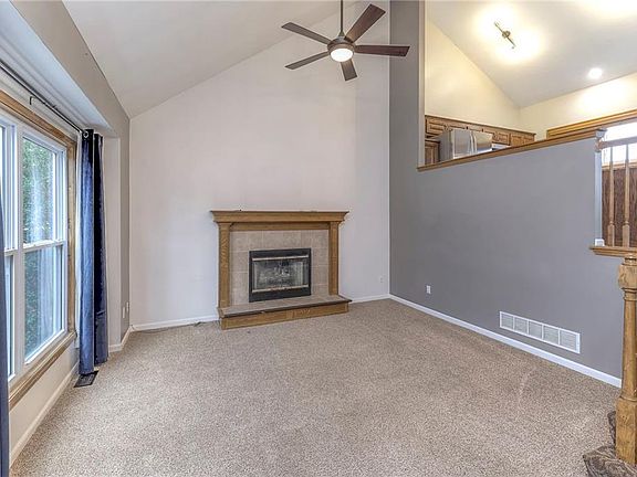 5th image of 1409 Thomas Dr