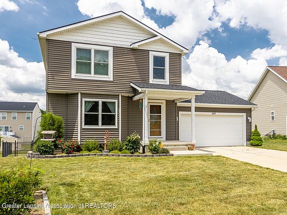 3rd image of 3610 Fernwood Ln
