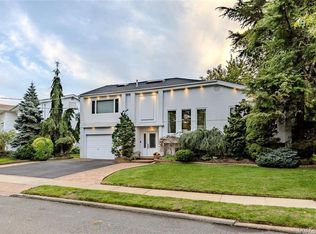 2872 Rosebud Ave, Merrick, NY 11566