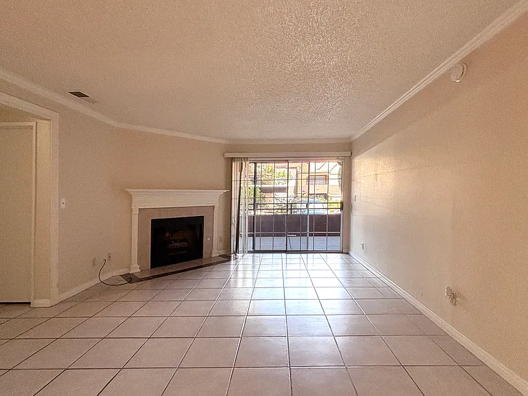 2200 S Fort Apache Rd #1176 — Photo 4