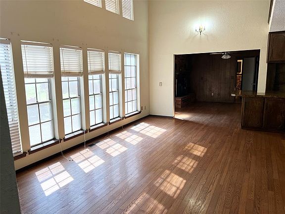 5th image of 1651 Edgewood Ter