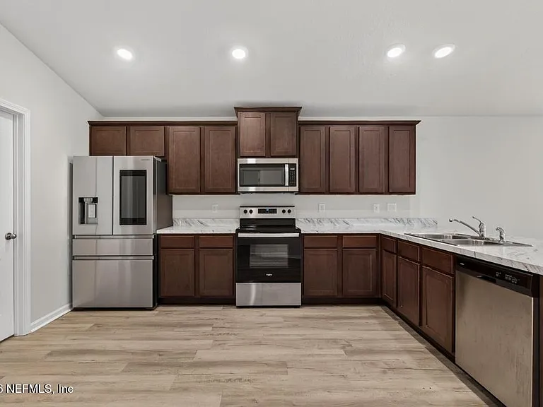 8076 Dancing Fox St — Photo 3