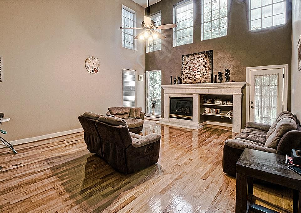 1st image of 1718 Lakeside Enclave Dr