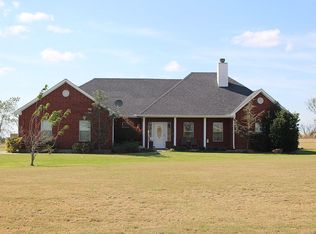 8862 Putman Rd, Marietta, OK 73448