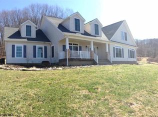 1270 Adamsville Rd, Shinnston, WV 26431