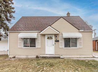 20756 Dean St, Warren, MI 48091