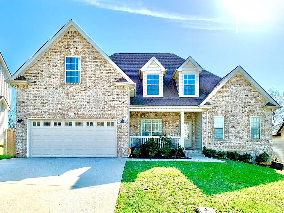 1st image of 214 Penelope Ln