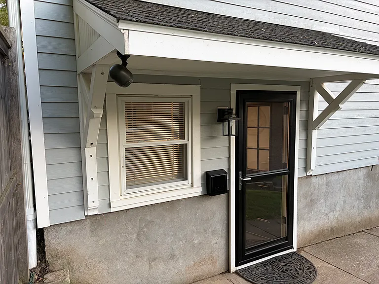 30 Pinecrest Ave #2 — Photo 4