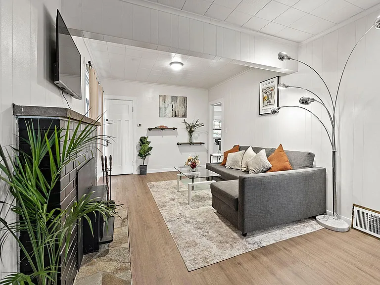 Living Room.