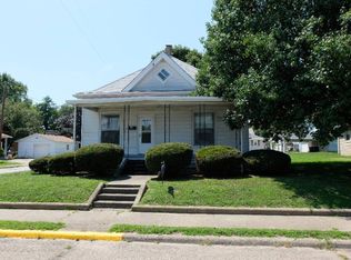 817 15th St, Lawrenceville, IL 62439