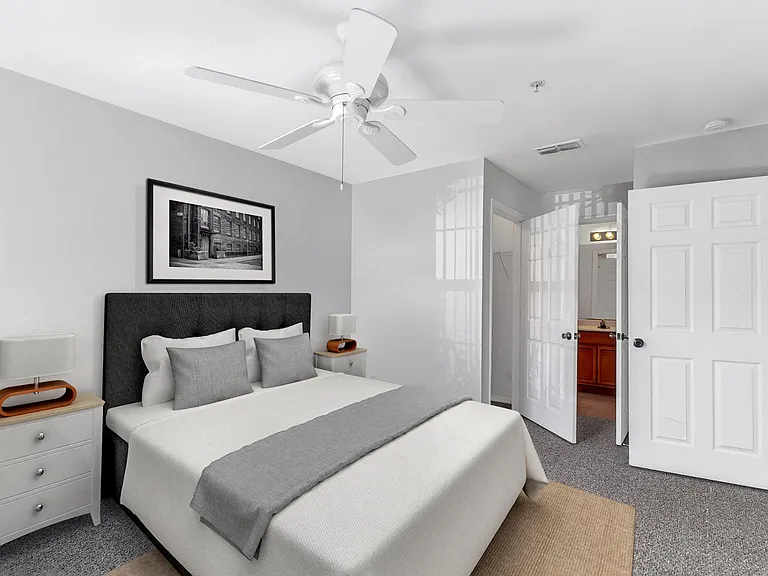 Bedroom with Private Bathroom