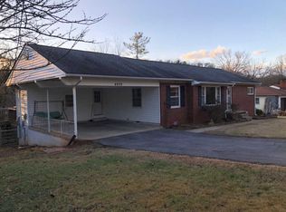 4909 Spring Creek Rd, Knoxville, TN 37920