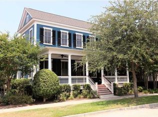 24 Perseverance St, Mount Pleasant, SC 29464