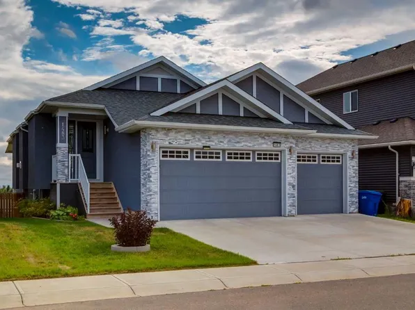 1483 W Aldrich Pl, Carstairs, AB T0M 0N0
