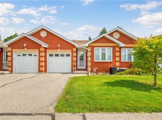 1 Buchanan Cres #11, Brantford, ON N3P2B2