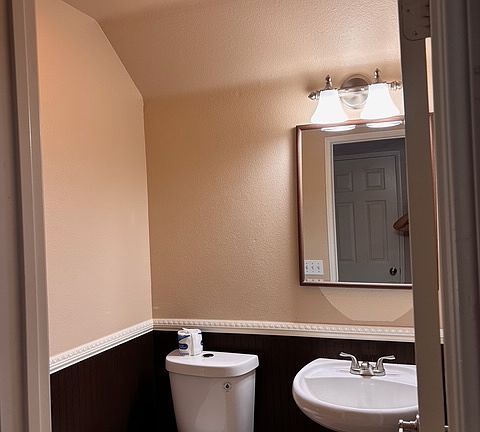 5th image of 1482 Haddington Dr