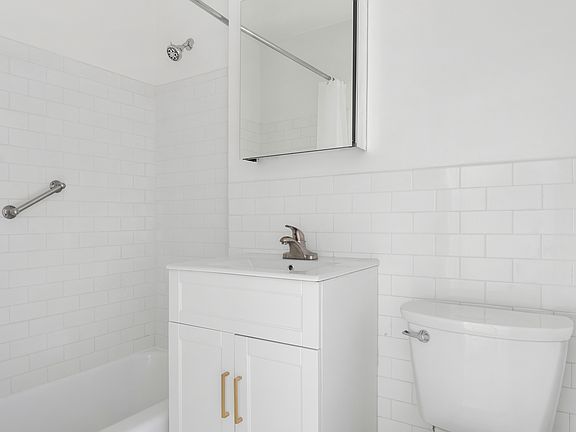 5th image of 259 W 12th St #2A