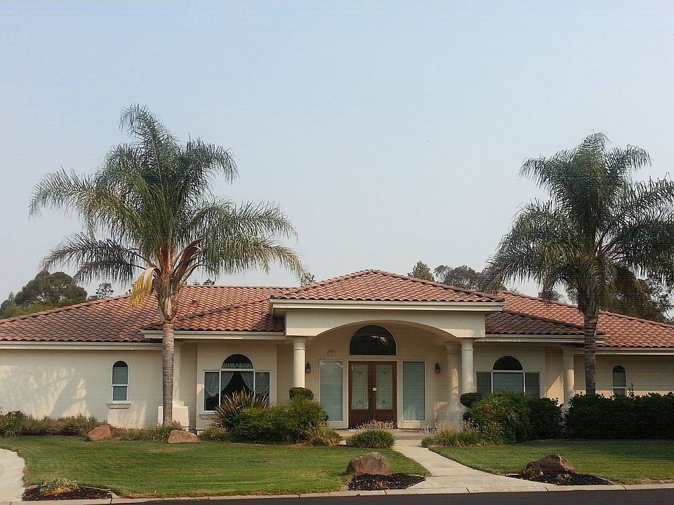 2nd image of 3703 Westchester Dr