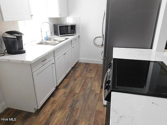 5th image of 914 Biggs Street