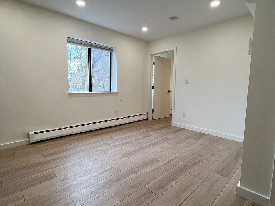 2nd image of 11AA Parker Hill Ave #6AA